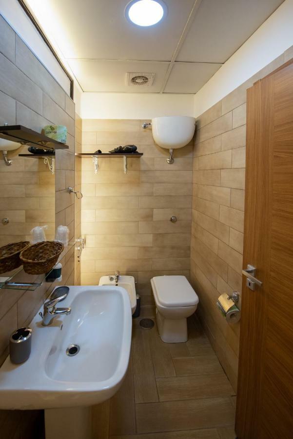 Chiaia Relax Bed and Breakfast Νάπολη Εξωτερικό φωτογραφία